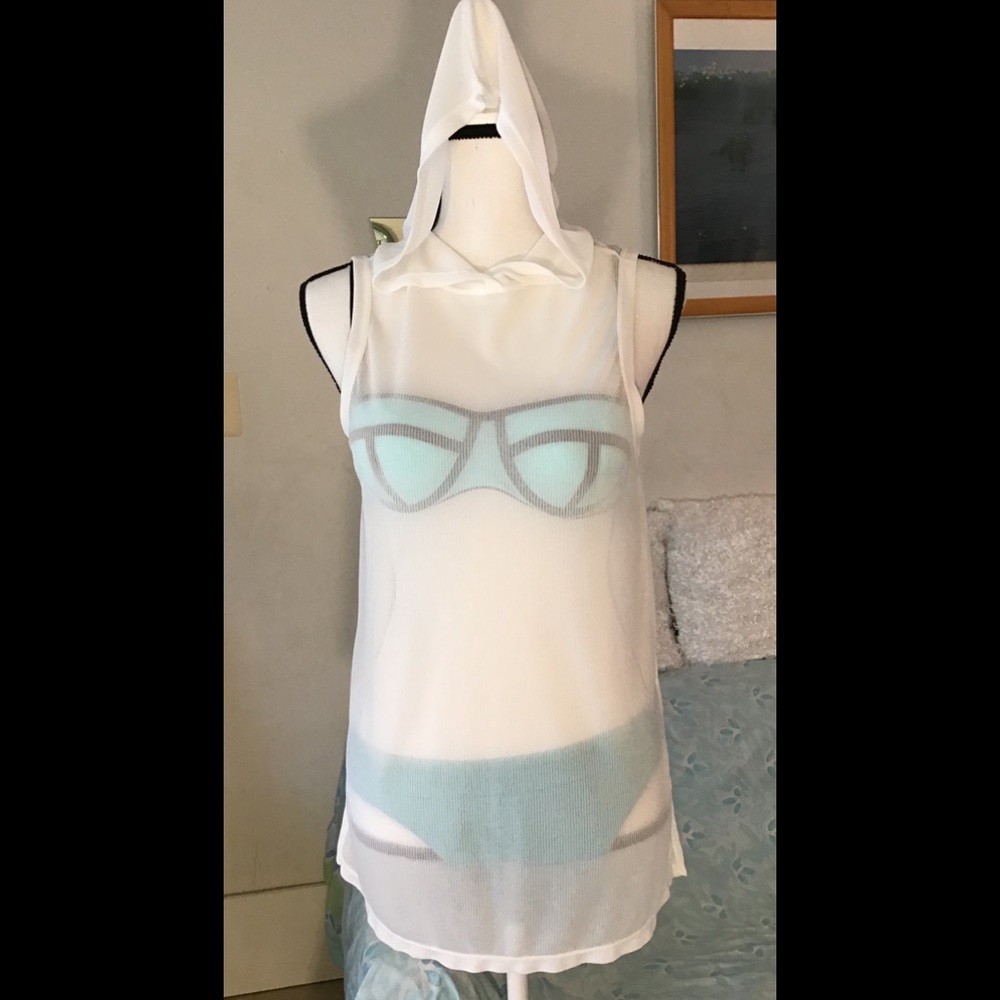 🇦🇷 Benetton translucent hoodie cover up. S